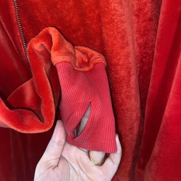 Athleta Size Large Red y2k Coat Mrs. Claus - Picture 13 of 16